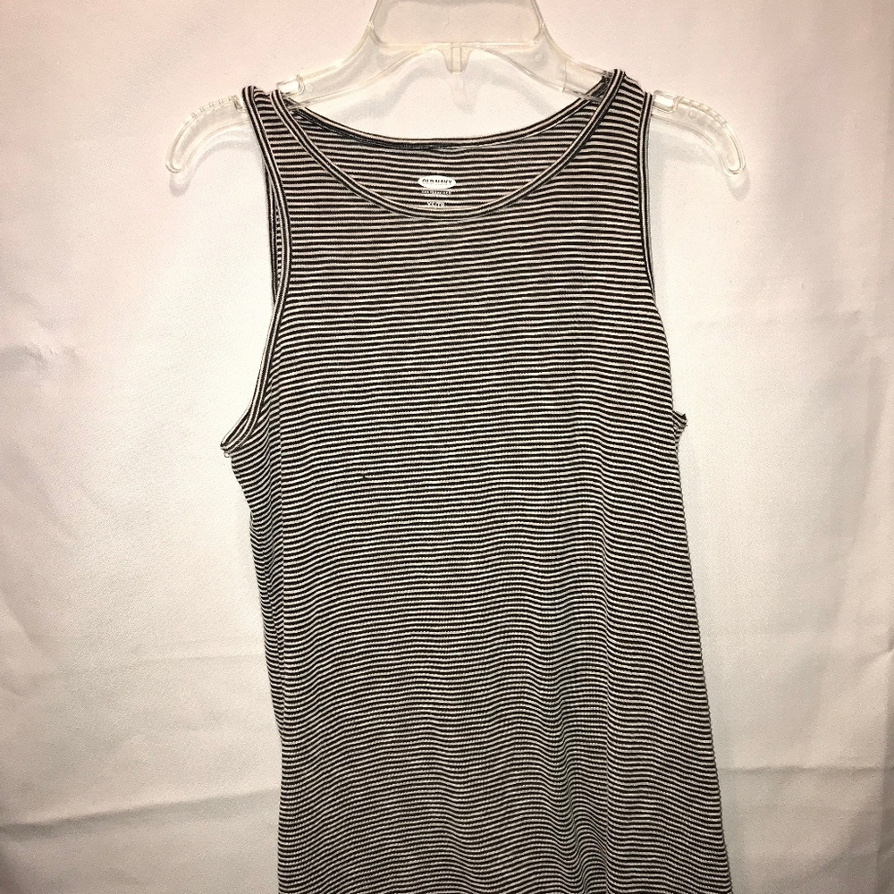 Black and white stripped tank top